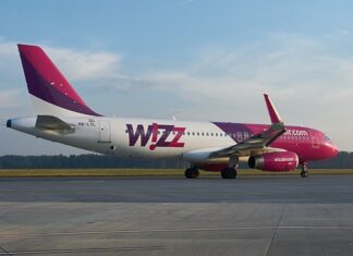 Czy Wizzair lata do Edynburga?