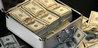 Ile zarabia lekarz w Wielkiej Brytanii?