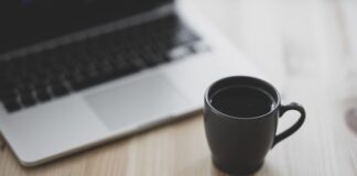 Czy można pracować w UK bez statusu?