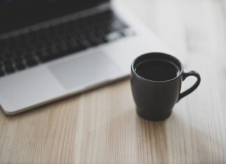 Czy można pracować w UK bez statusu?